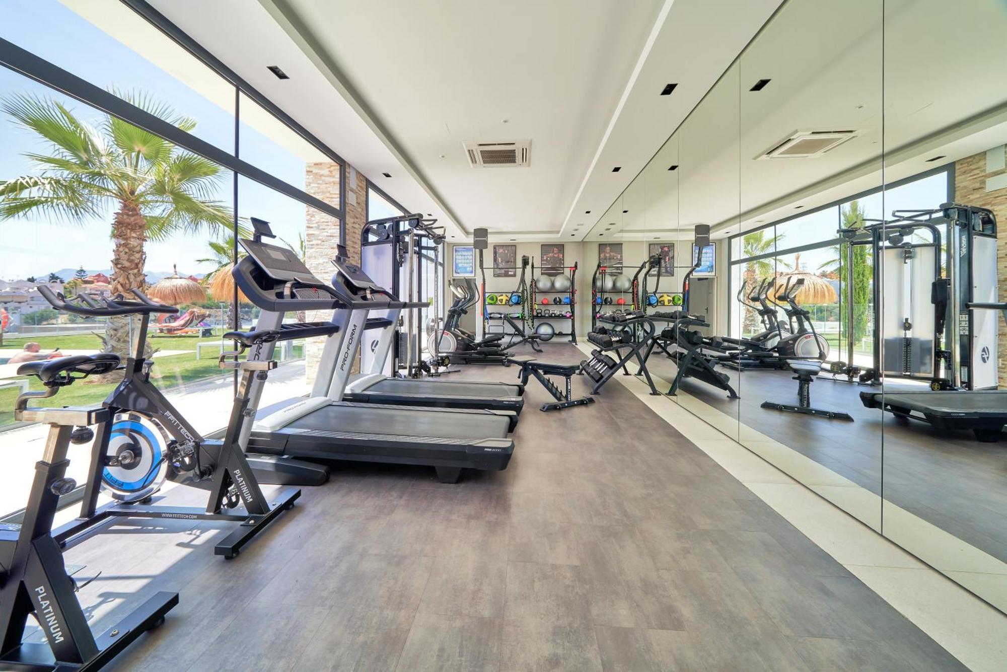 Cabopino Boutique Apartment Marbella Ngoại thất bức ảnh